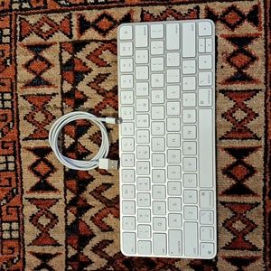 Apple Magic Keyboard